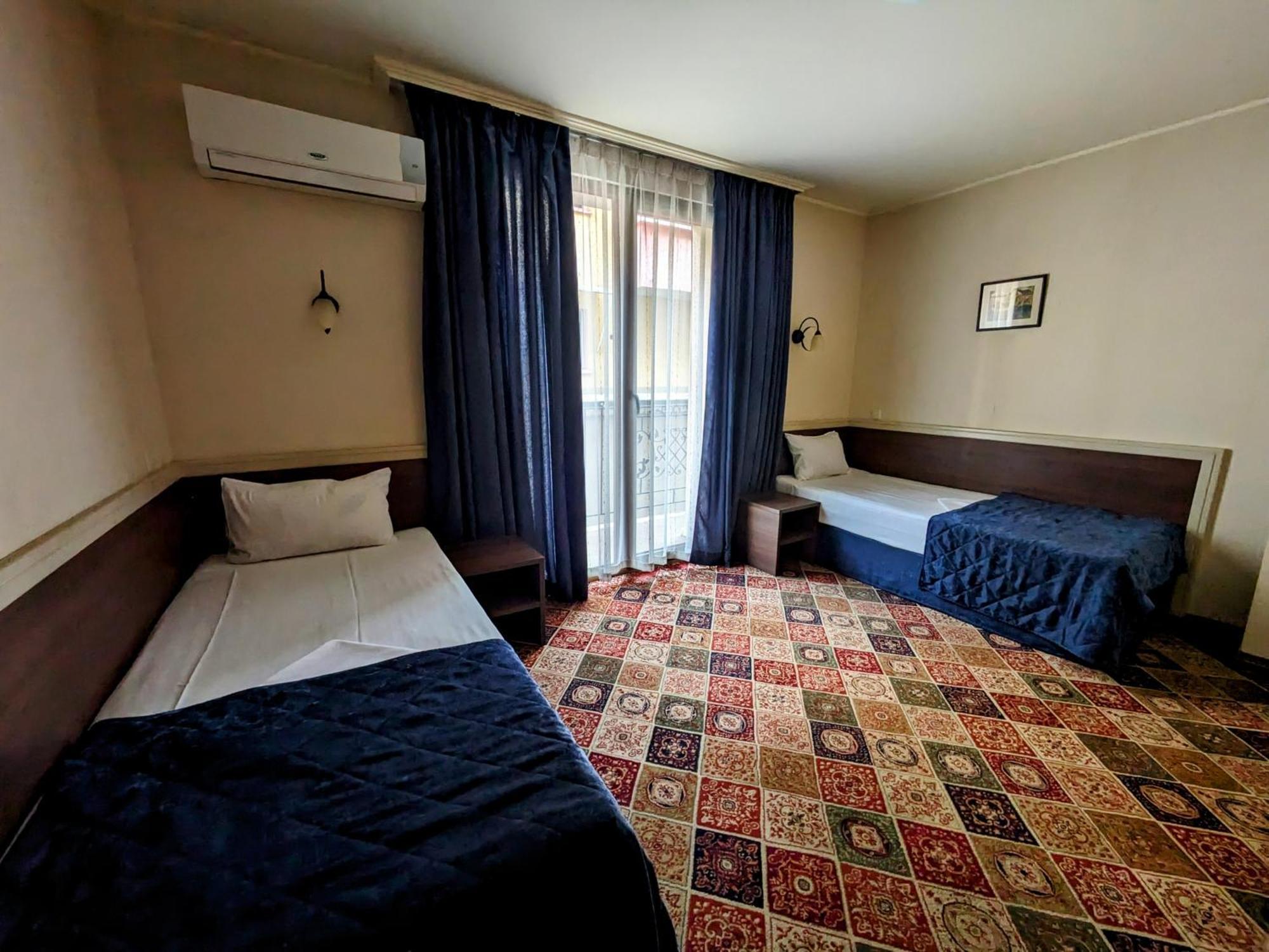 Hotel La Roka スタラ・ザゴラ エクステリア 写真
